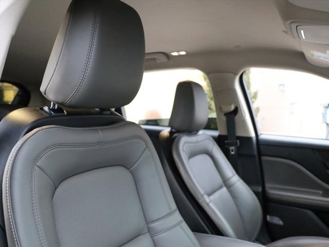 Used 2023 Lincoln Corsair Reserve w/ Jet Appearance Package image 8