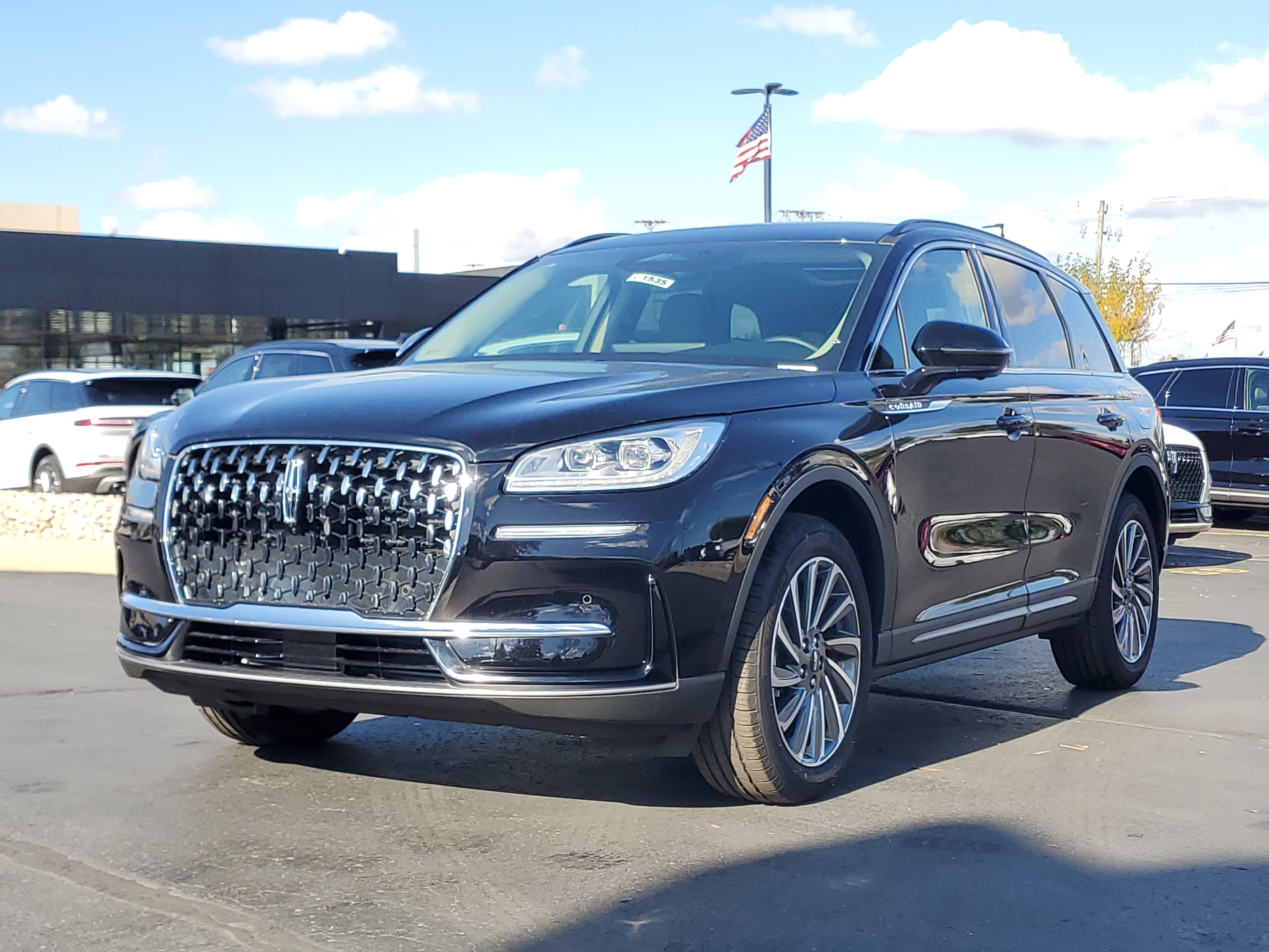 New 2025 Lincoln Corsair Reserve image 2