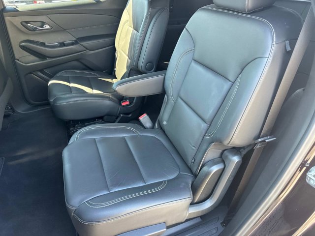 Used 2022 Chevrolet Traverse LT AWD/4WD image 24