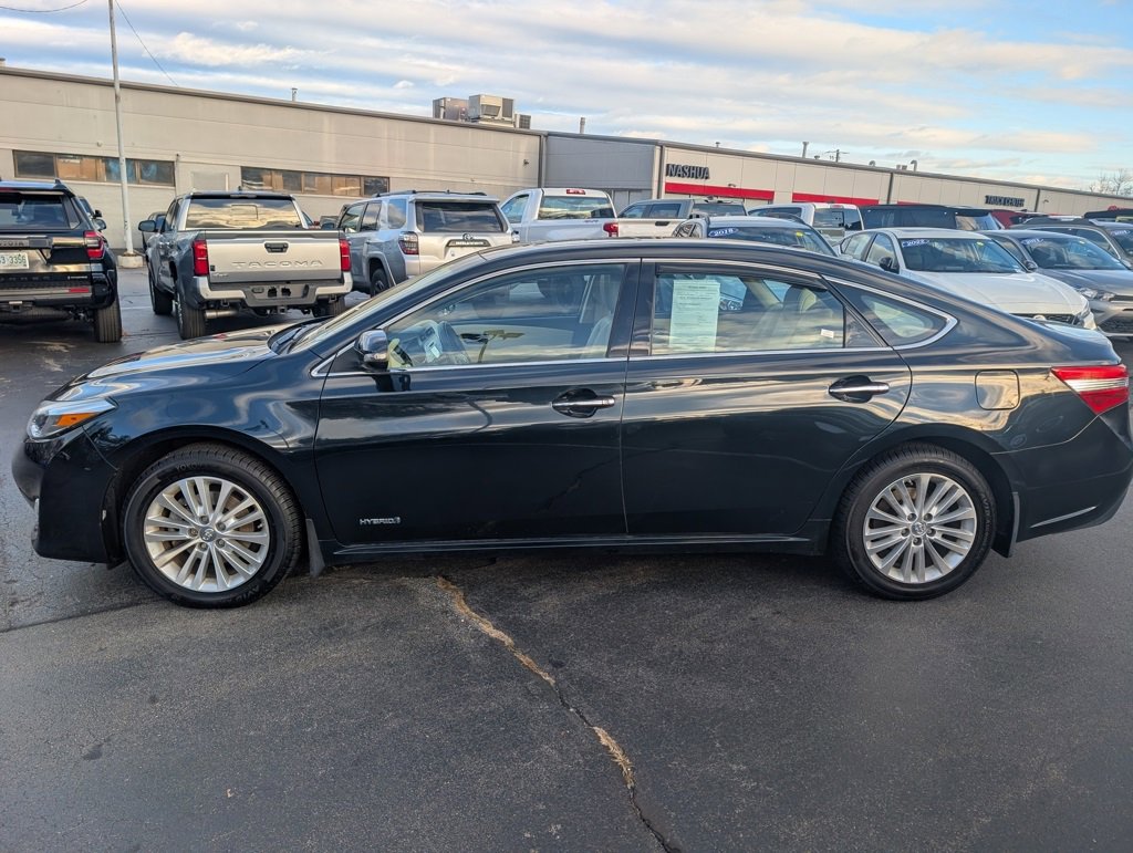 Certified 2015 Toyota Avalon XLE Premium image 3