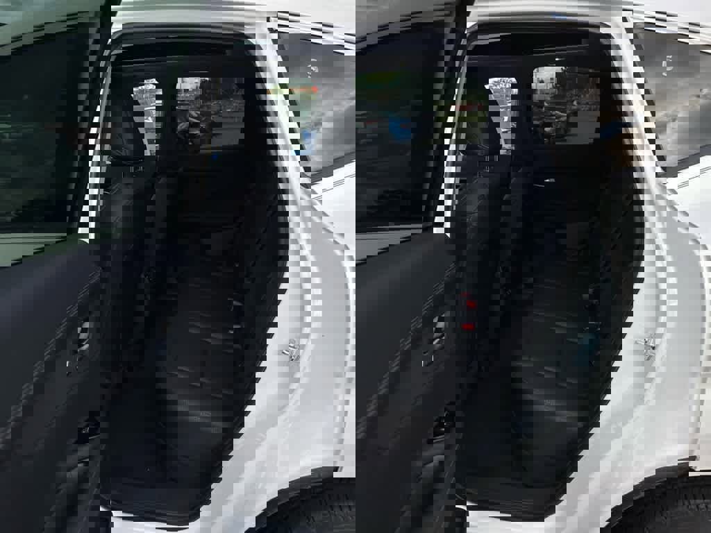 New 2025 Nissan Murano SL image 23