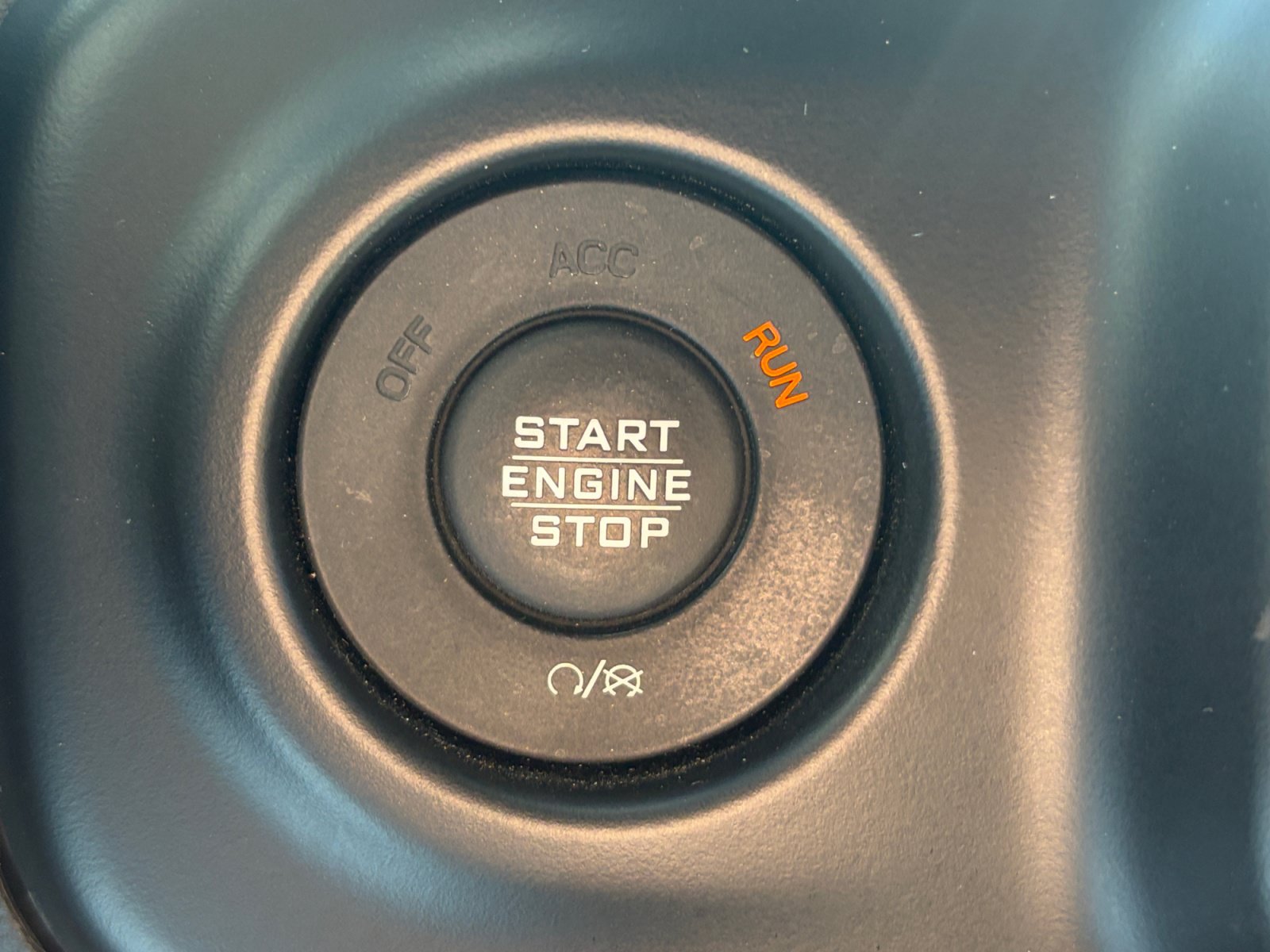 Used 2020 Jeep Gladiator Overland AWD/4WD image 22