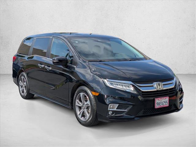 Used 2018 Honda Odyssey Touring video 3