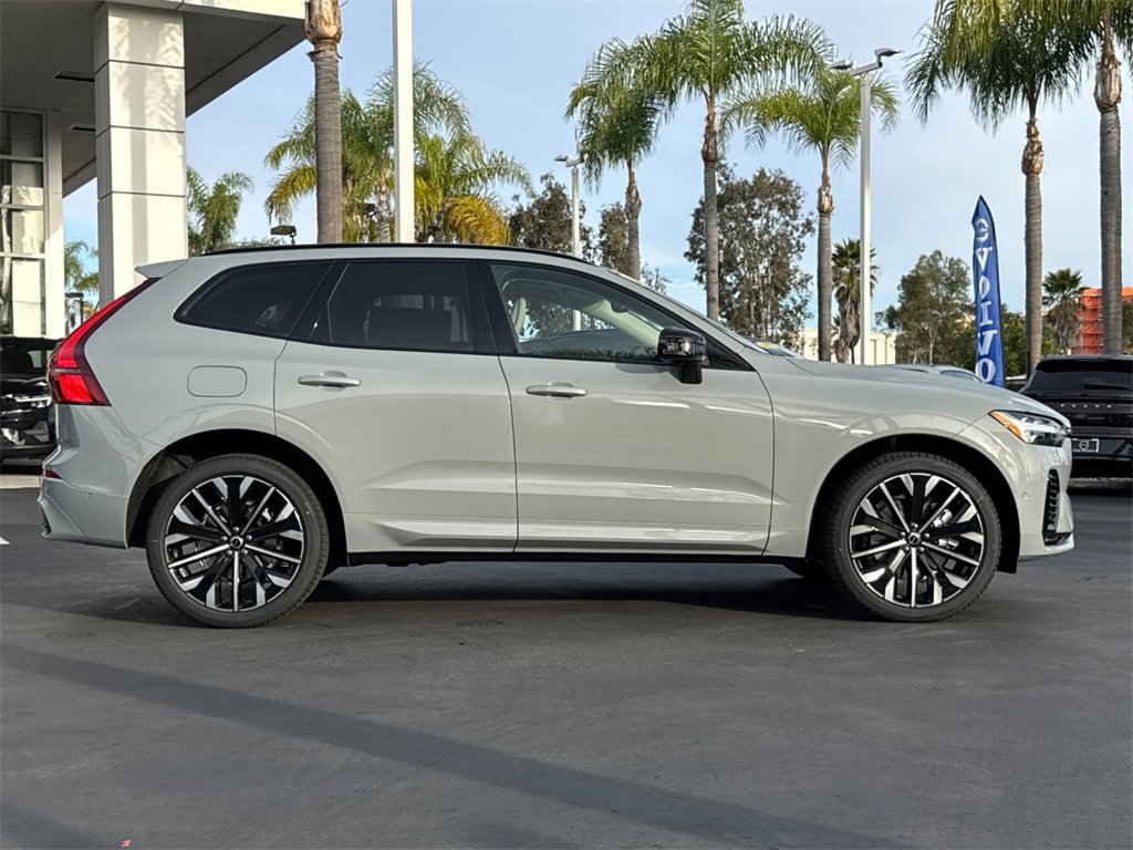 New 2026 Volvo XC60 T8 Ultra w/ Protection Package Premier image 6