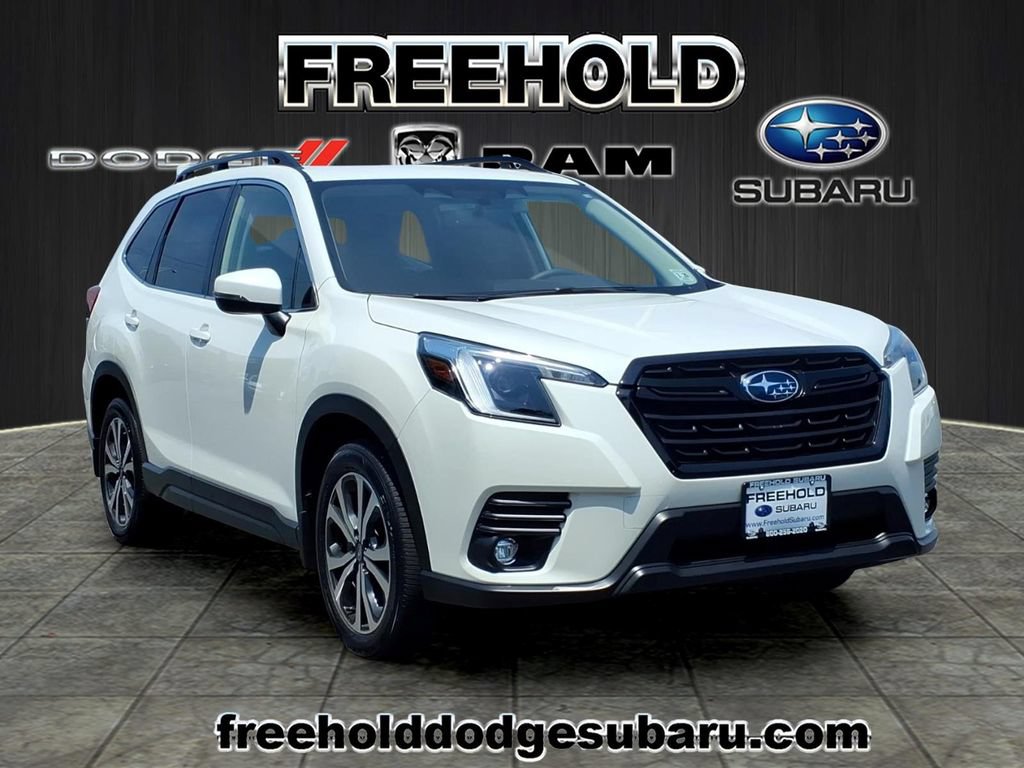 Used 2024 Subaru Forester Limited AWD/4WD image 1