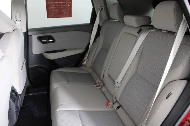 Certified 2023 Nissan Rogue SV image 21