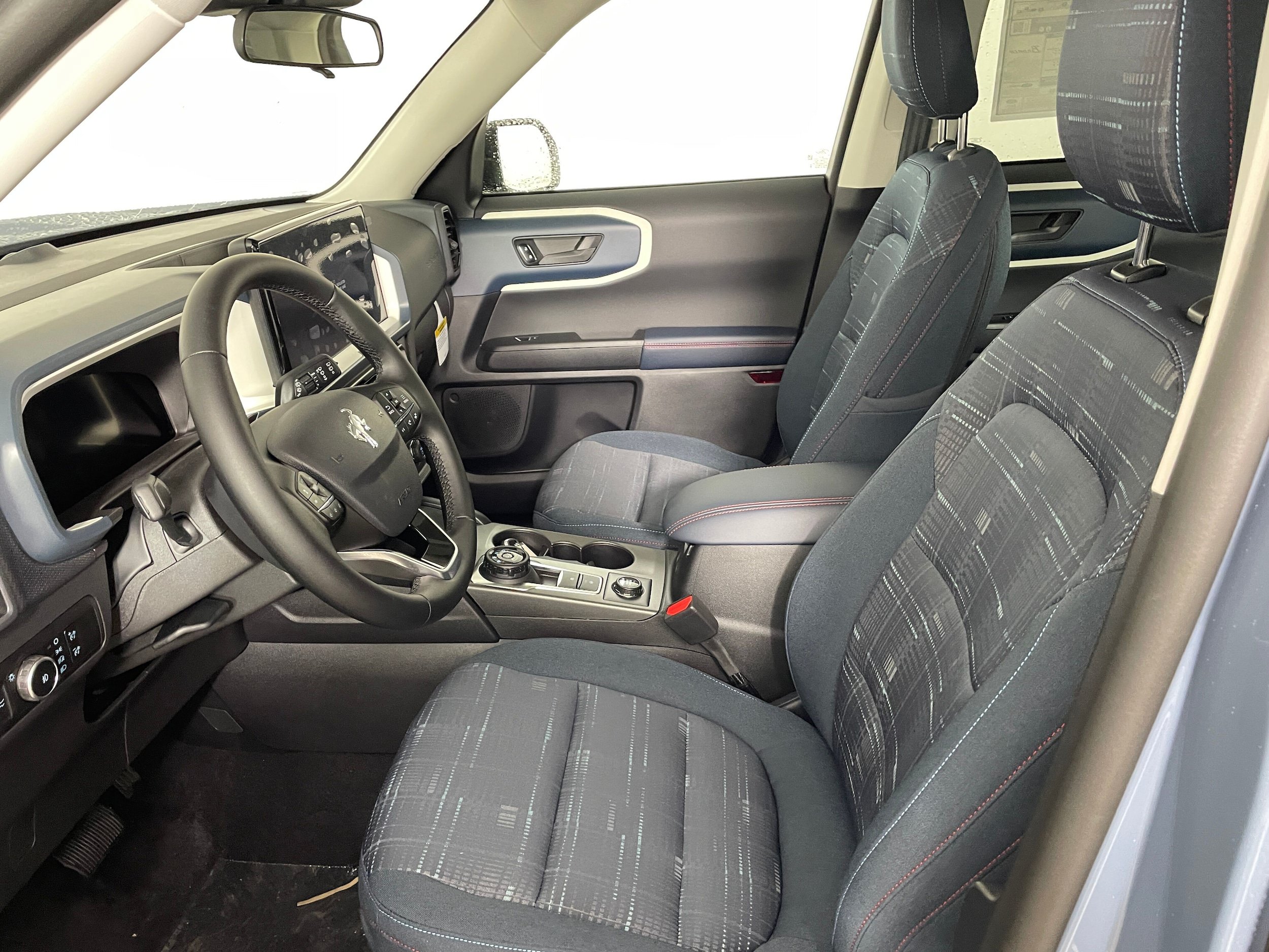 New 2025 Ford Bronco Sport Heritage w/ Convenience Package AWD/4WD image 2