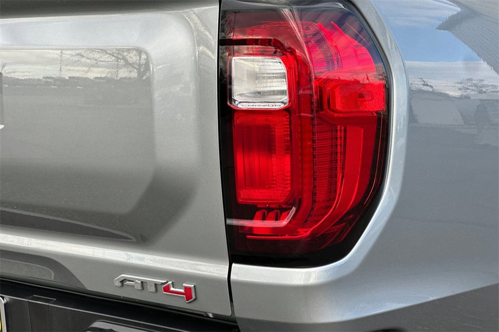 Used 2024 GMC Canyon AT4 w/ AT4 Premium Package image 29