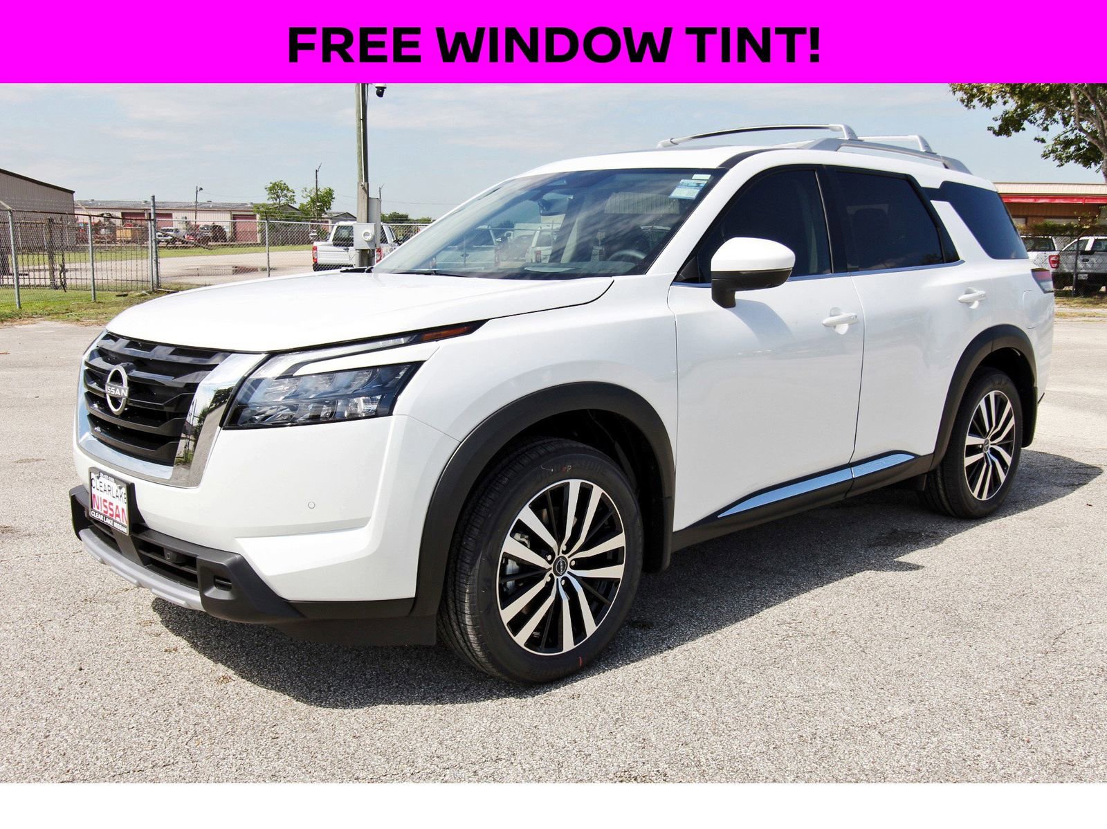New 2025 Nissan Pathfinder Platinum w/ Cargo Package image 3