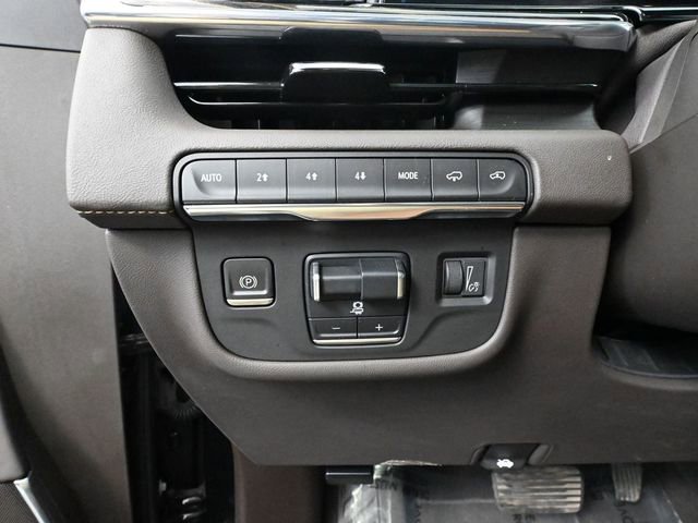 Used 2022 Cadillac Escalade Premium Luxury w/ Touring Package image 36