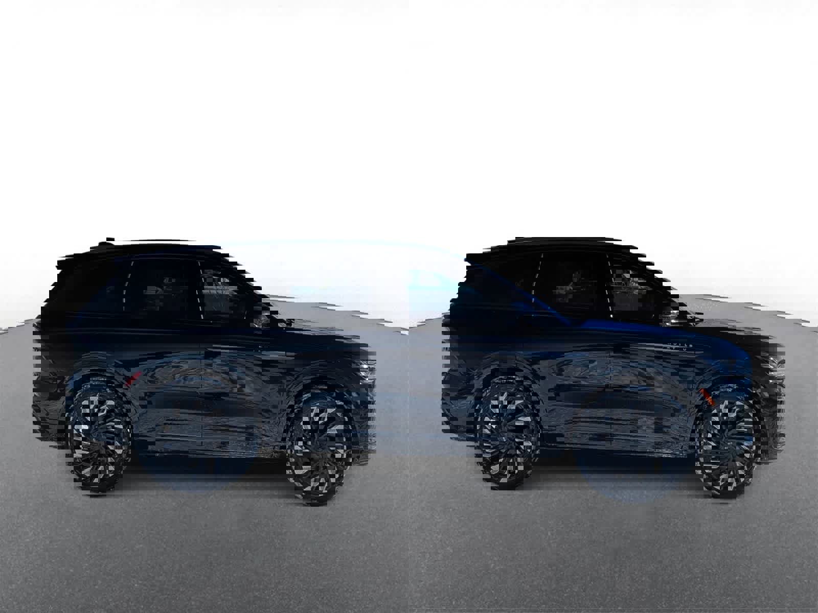 Used 2024 Lincoln Nautilus Reserve w/ Equipment Group 202A image 9