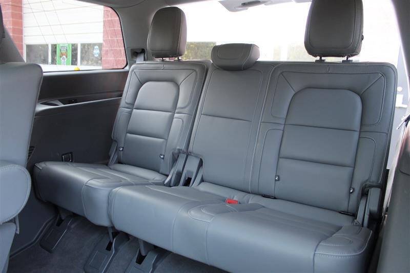Used 2018 Lincoln Navigator Reserve w/ Technology Package AWD/4WD image 27