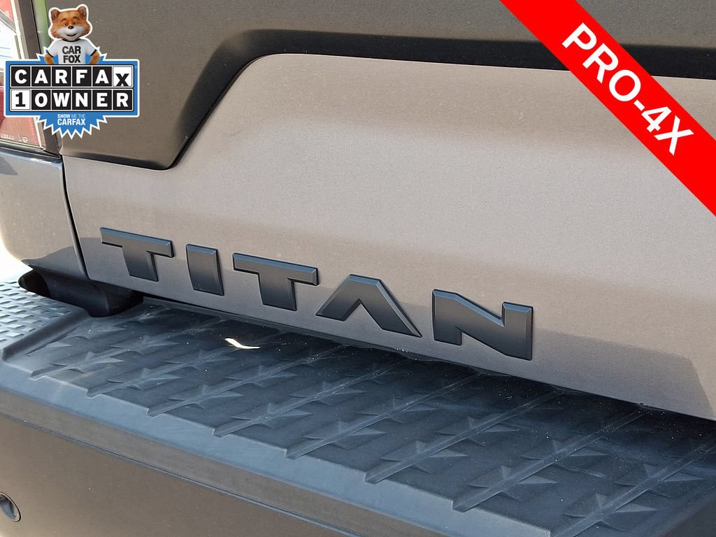 Used 2021 Nissan Titan PRO-4X w/ Pro-4x Convenience Package AWD/4WD image 32