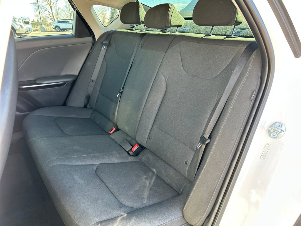 Used 2025 Kia K4 LXS image 18