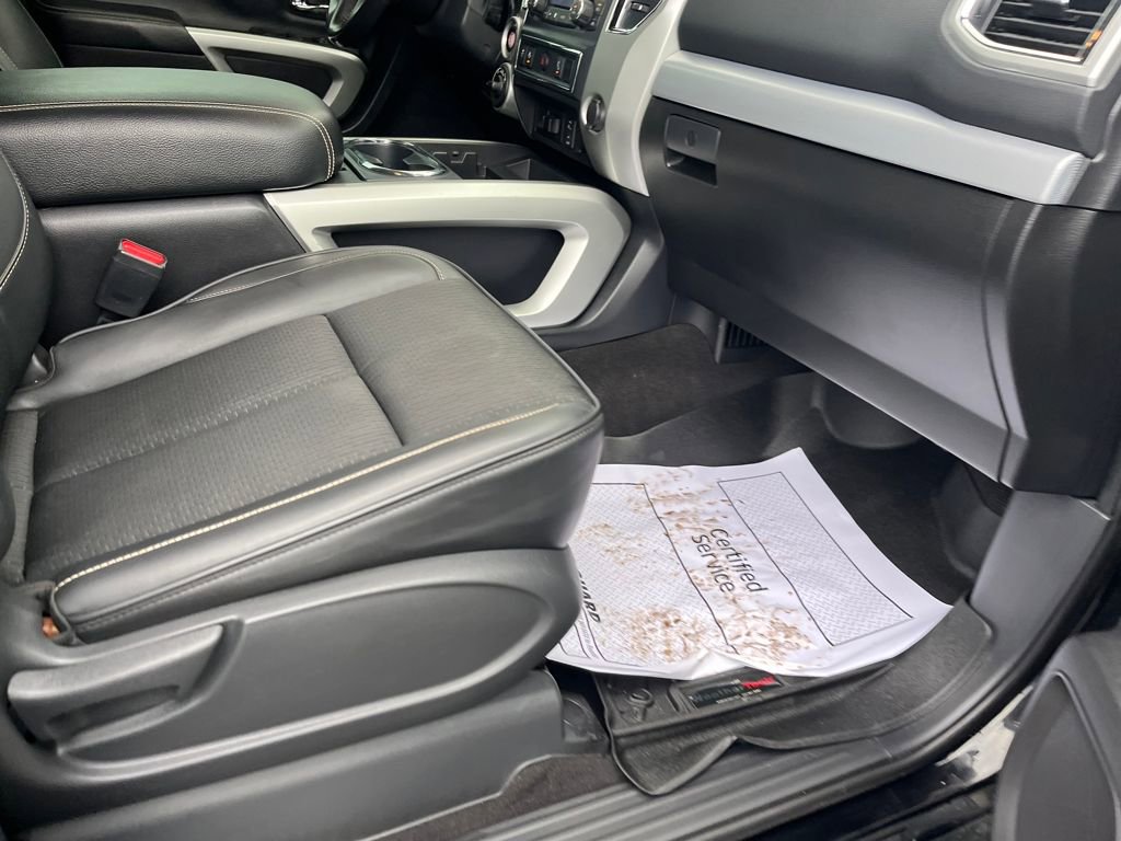 Used 2017 Nissan Titan PRO-4X image 30