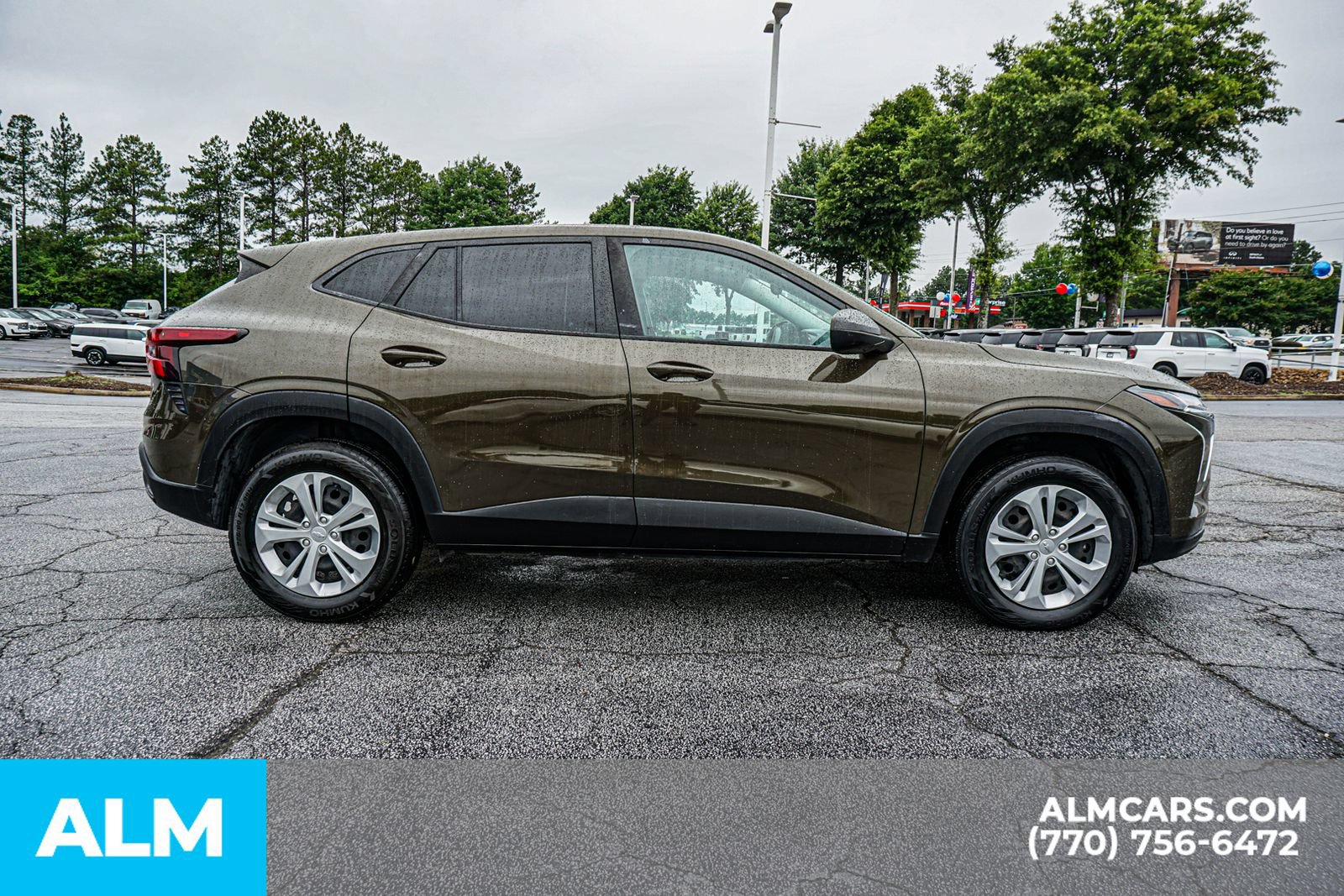 Used 2024 Chevrolet Trax LS FWD image 10