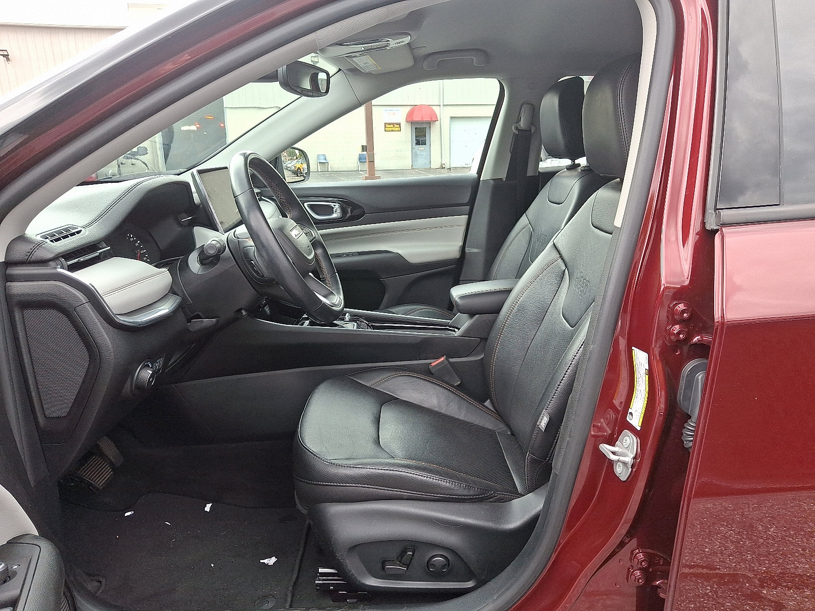 Used 2022 Jeep Compass Limited image 14