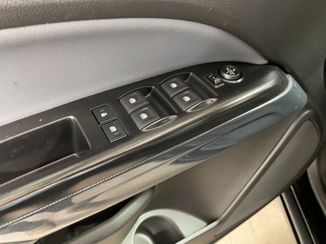 Used 2021 Chevrolet Colorado Z71 w/ Z71 Midnight Edition AWD/4WD image 19