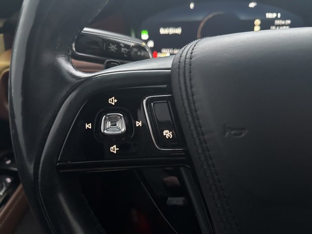 Used 2020 Lincoln Aviator Reserve w/ Equipment Group 202A image 15