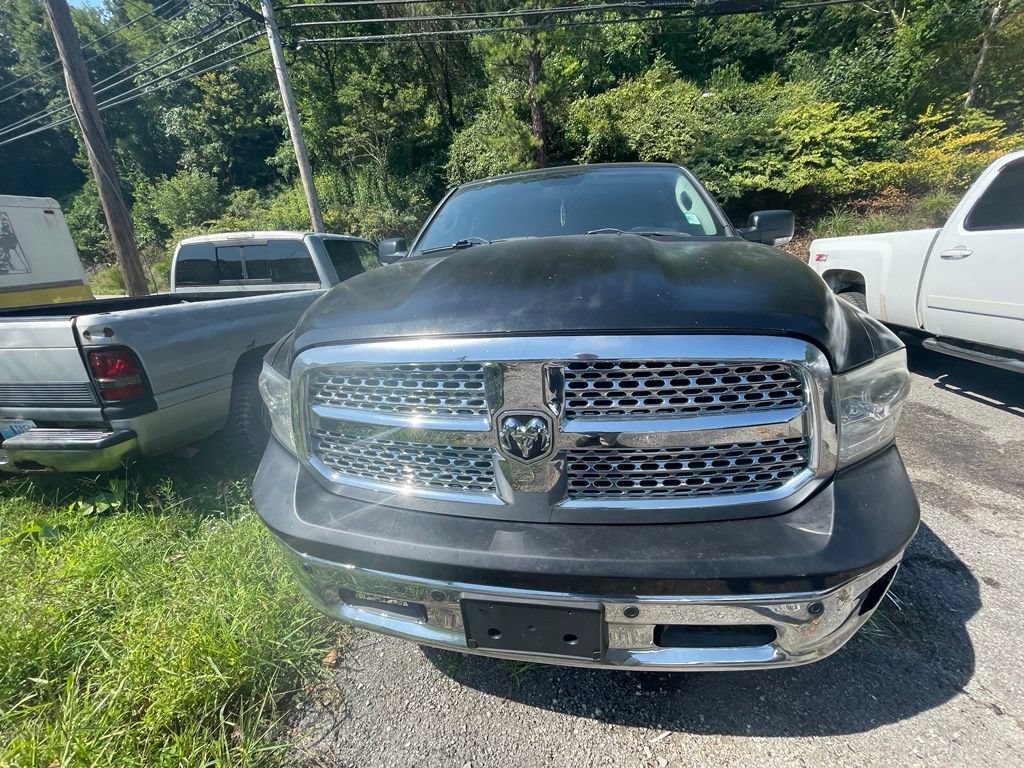 Used 2015 RAM 1500 Laramie AWD/4WD image 2