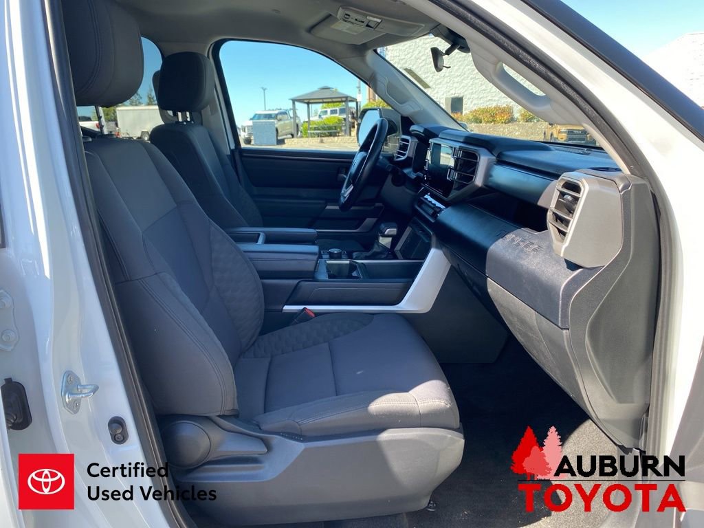 Used 2022 Toyota Tundra SR5 w/ SR5 Convenience Package AWD/4WD image 14