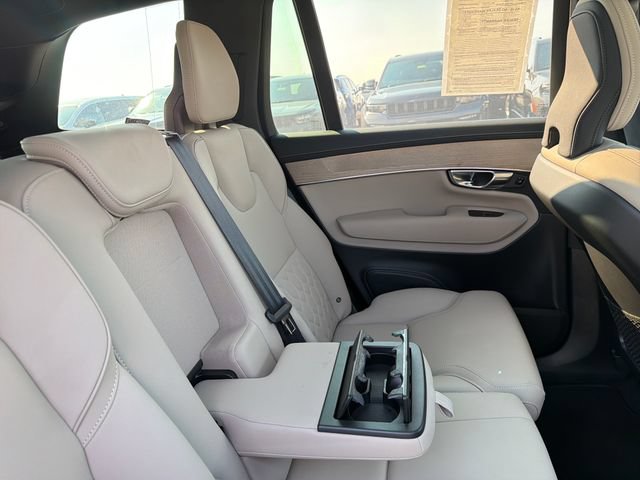 Used 2026 Volvo XC90 B6 Plus AWD/4WD image 32