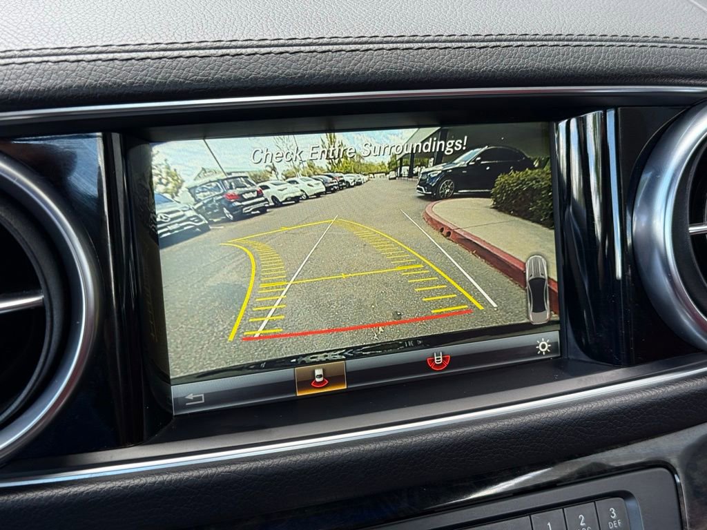 Used 2017 Mercedes-Benz SL 550 image 7