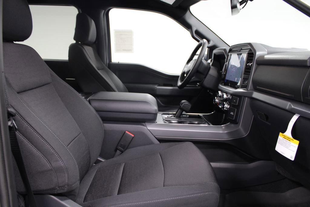 New 2026 Ford F150 XLT w/ Equipment Group 302A MID image 29