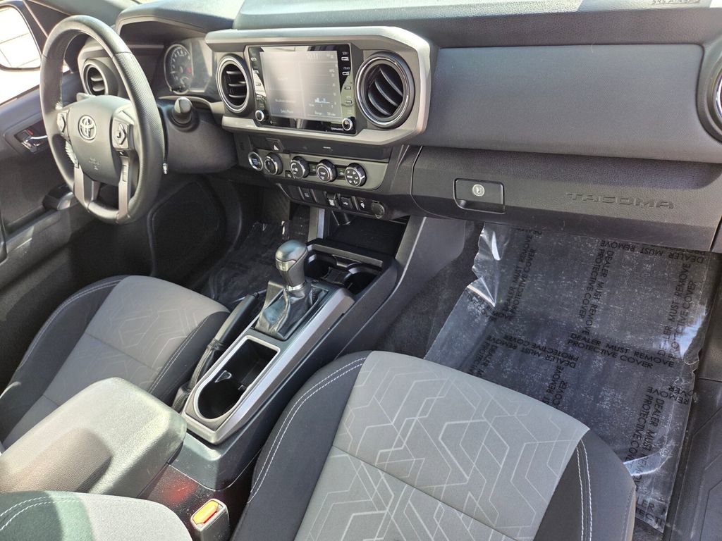 Used 2020 Toyota Tacoma TRD Off-Road AWD/4WD image 45