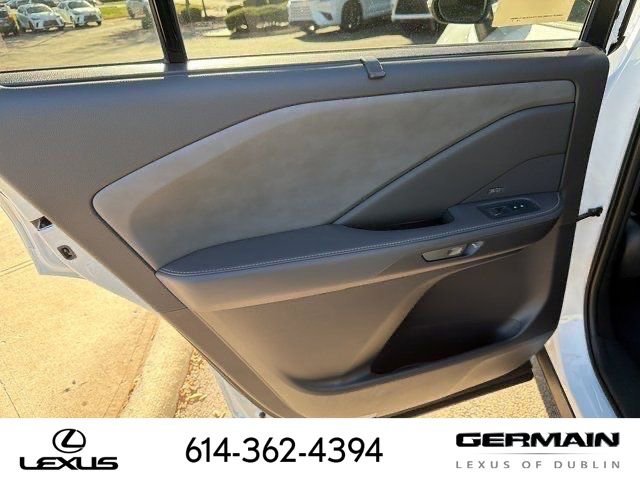 New 2026 Lexus TX 500h AWD image 18