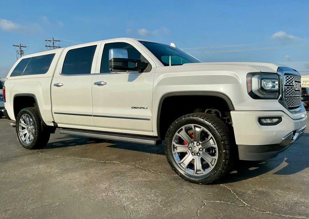 Used 2017 GMC Sierra 1500 Denali w/ Denali Ultimate Package image 7