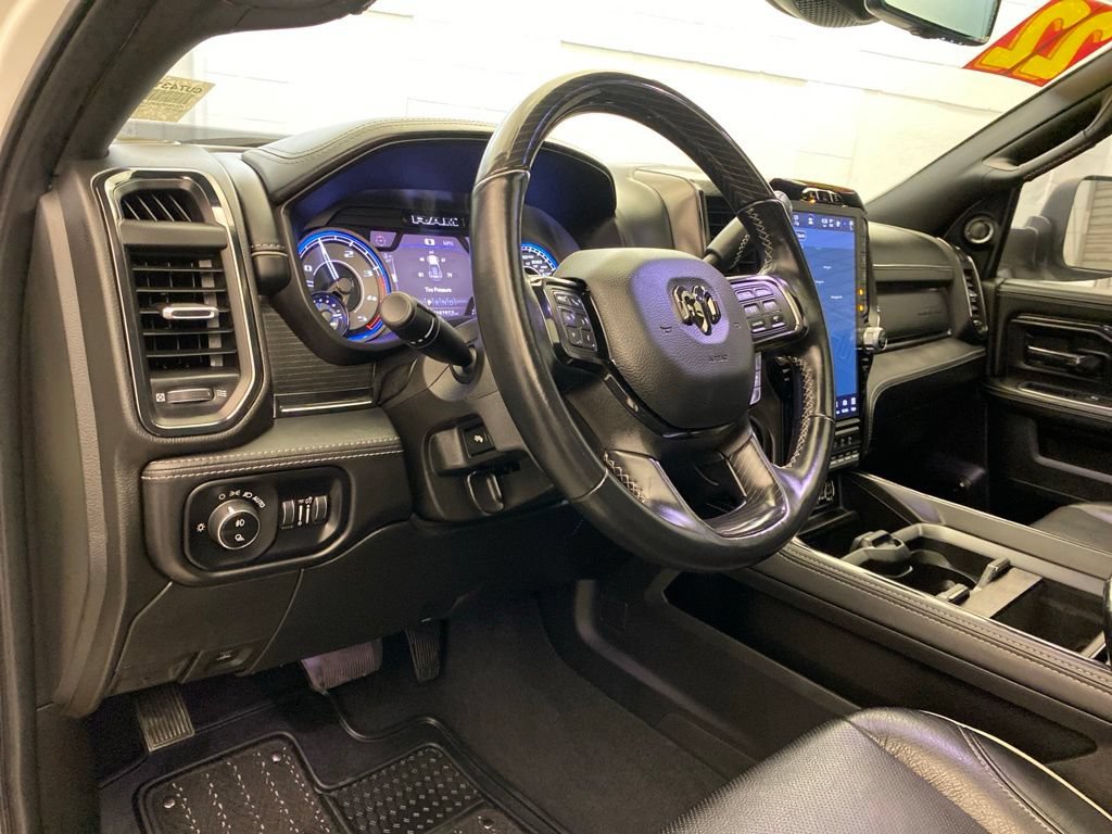 Used 2022 RAM 3500 Limited AWD/4WD image 30