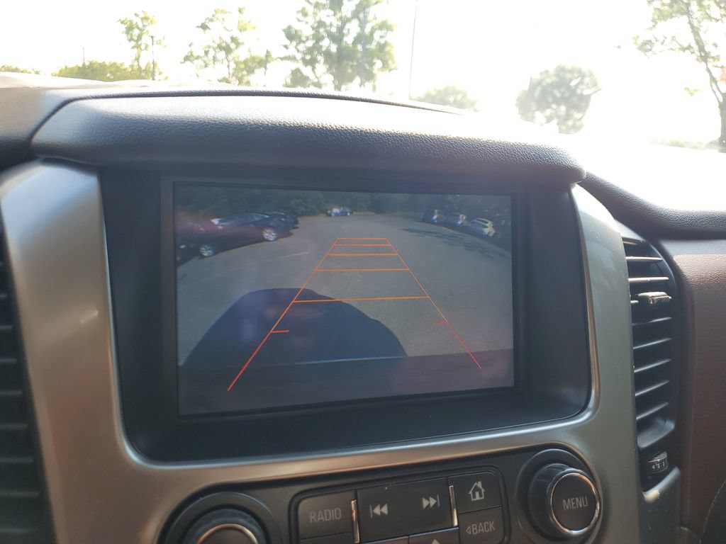 Used 2015 Chevrolet Suburban LTZ RWD image 30