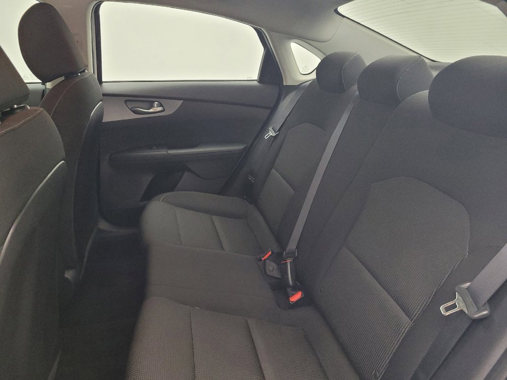 Used 2021 Kia Forte LXS FWD image 18