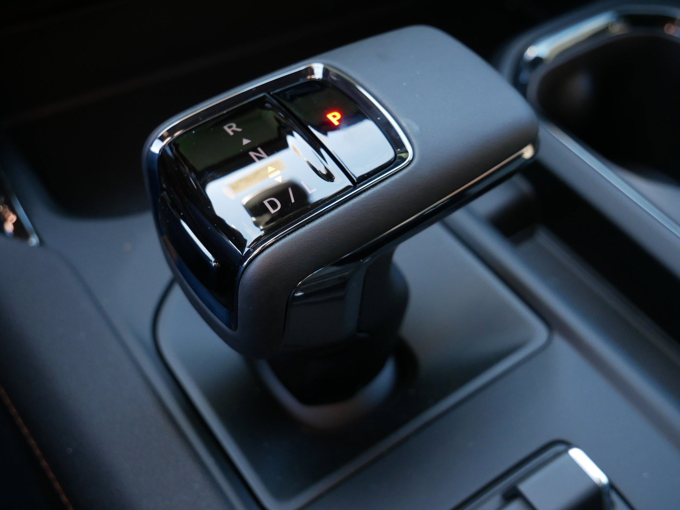 New 2026 GMC Sierra 1500 AT4 w/ Technology Package image 9