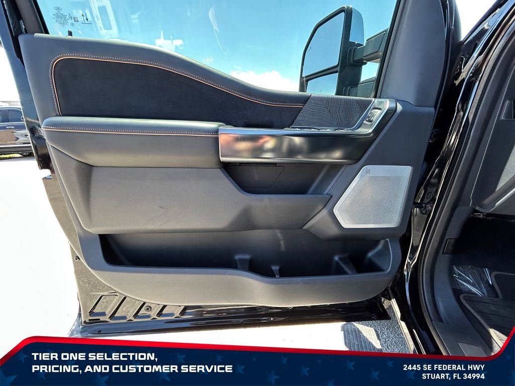 Used 2023 Ford F250 Platinum AWD/4WD image 26