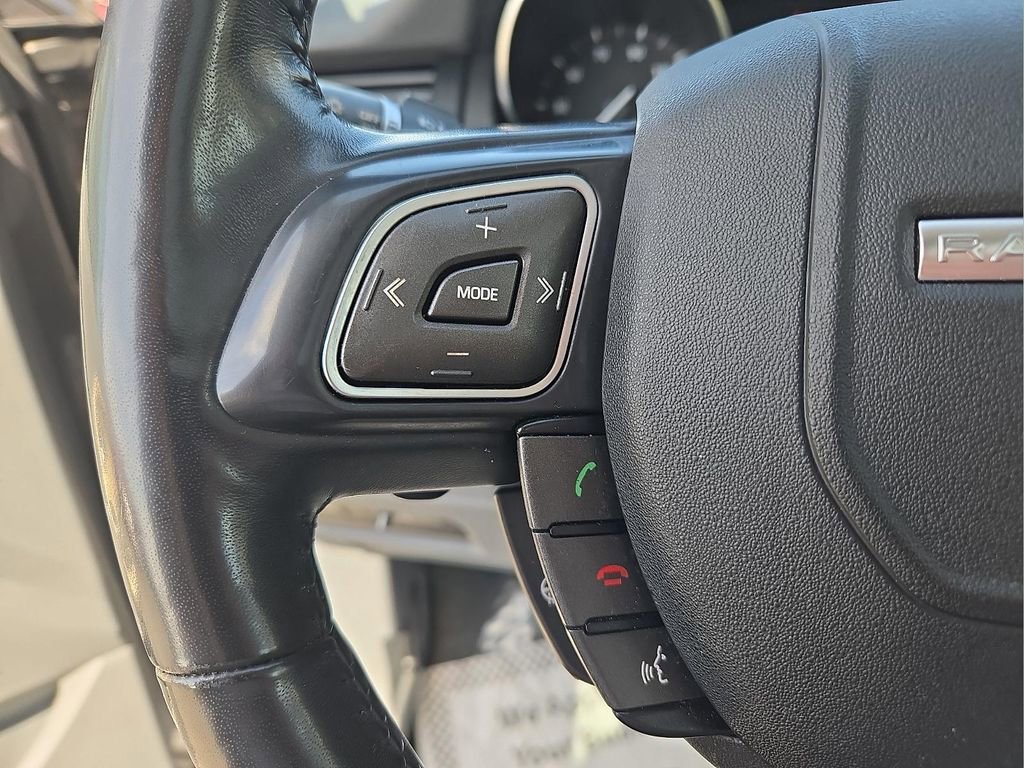 Used 2019 Land Rover Range Rover Evoque SE image 23