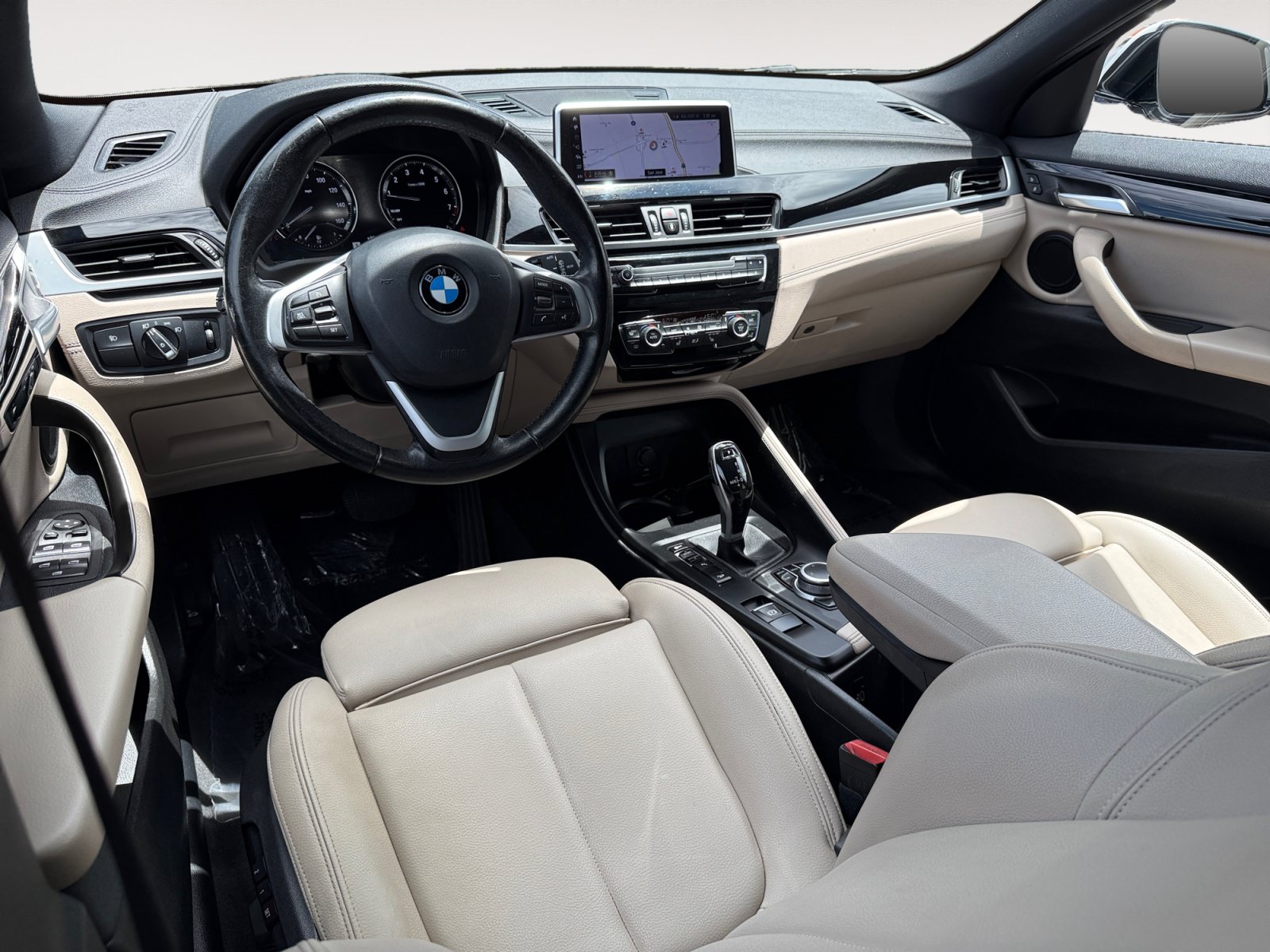 Used 2022 BMW X2 xDrive28i w/ Convenience Package AWD/4WD image 15