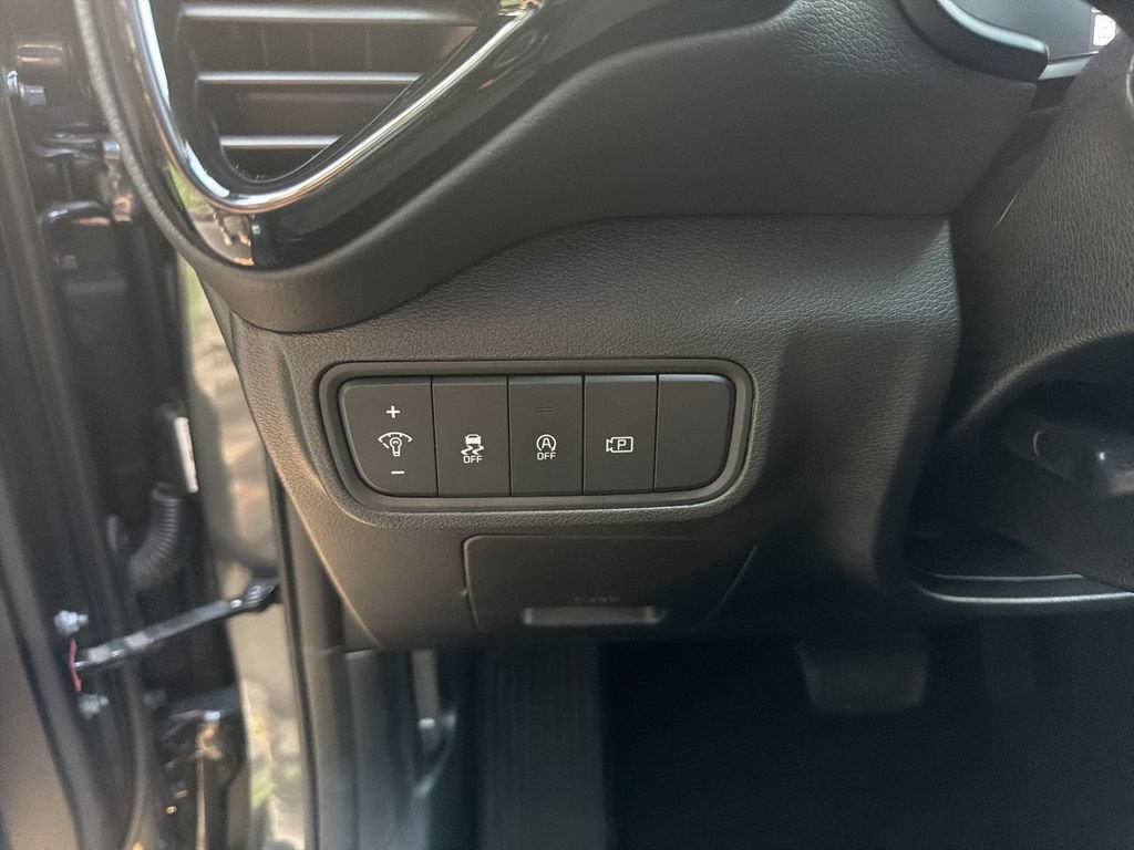 Used 2023 Kia Soul EX FWD image 17