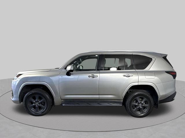 Used 2024 Lexus LX 600 4WD w/ Luxury Package image 31