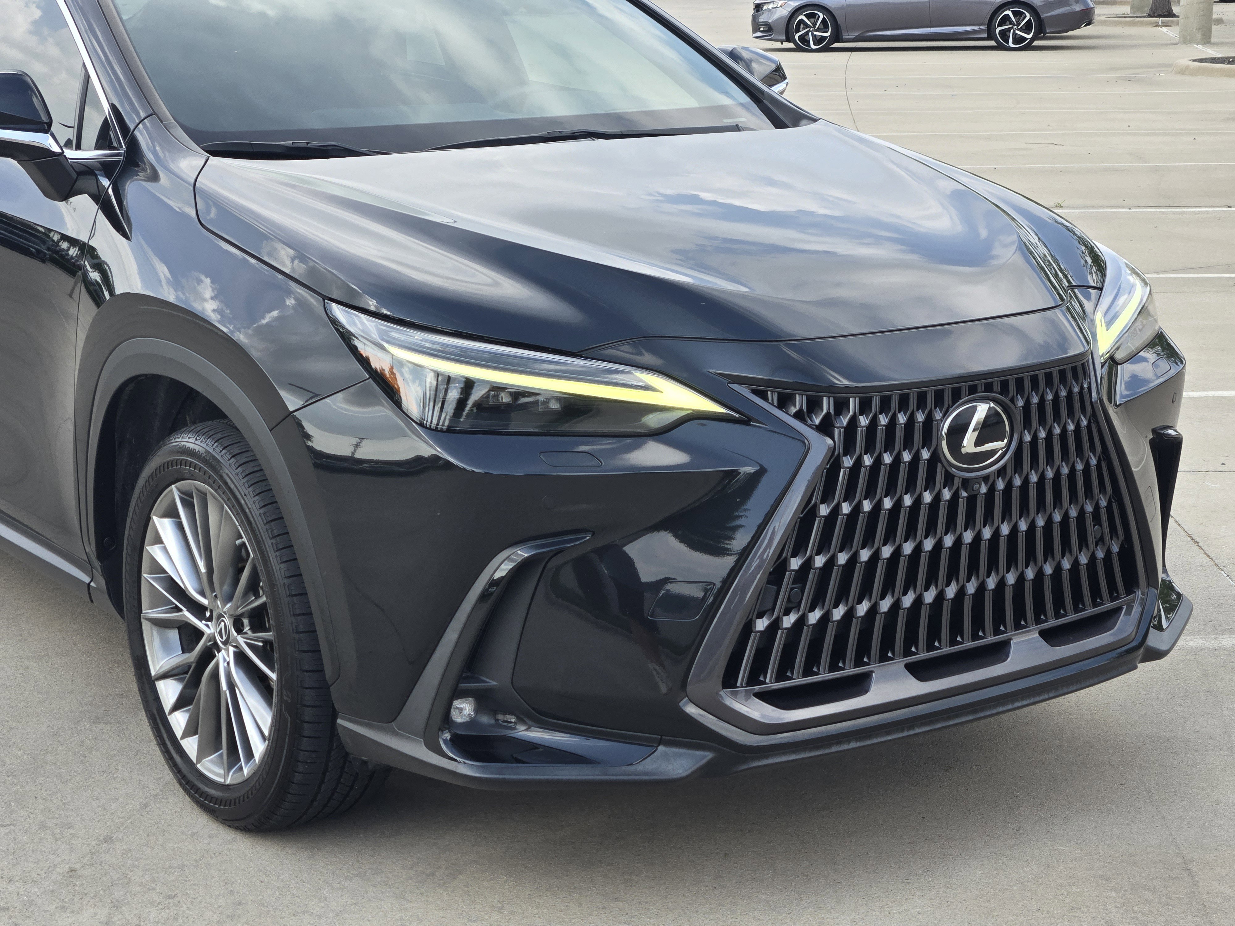 Used 2022 Lexus NX 350 AWD w/ Vision Package image 9