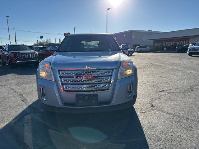 Used 2015 GMC Terrain SLE image 2