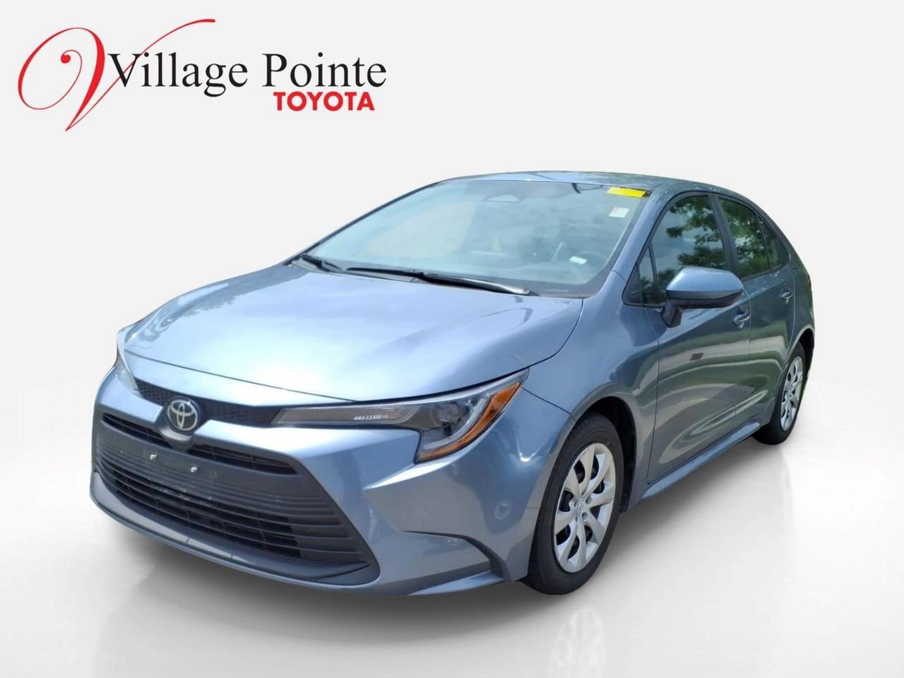 Used 2024 Toyota Corolla LE FWD image 1