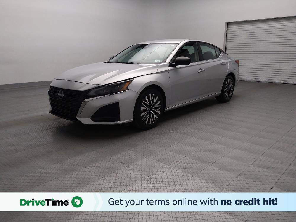 Used 2024 Nissan Altima 2.5 SV image 1