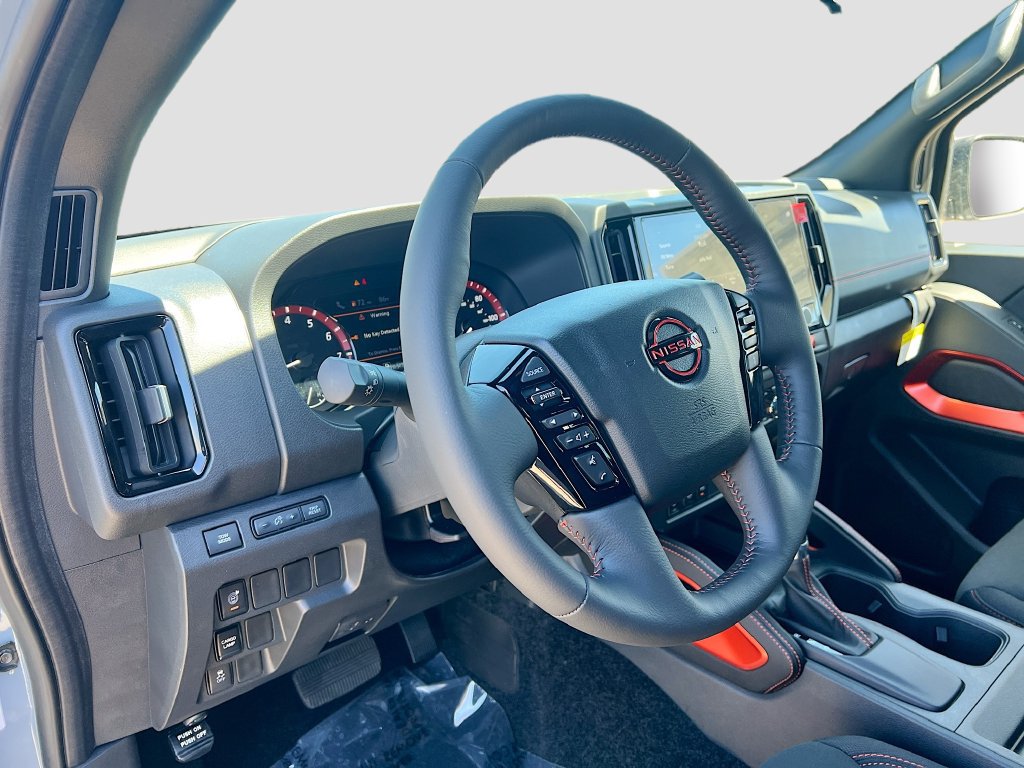New 2026 Nissan Frontier Pro-X w/ Tow Package RWD image 9