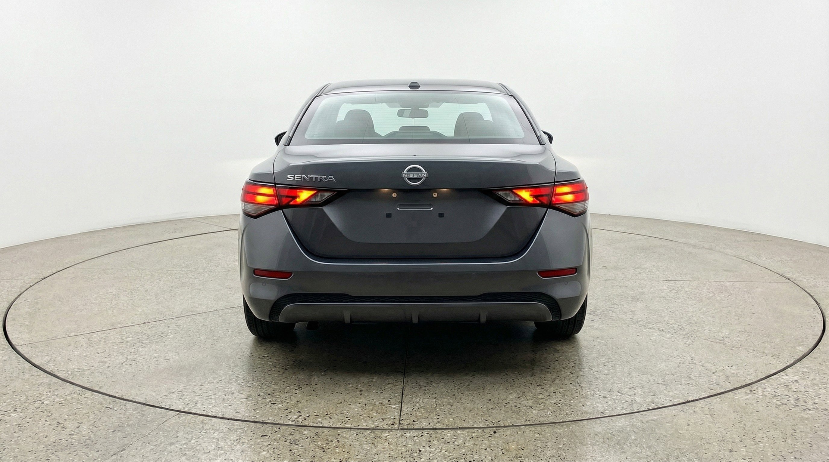 Used 2025 Nissan Sentra SV image 7