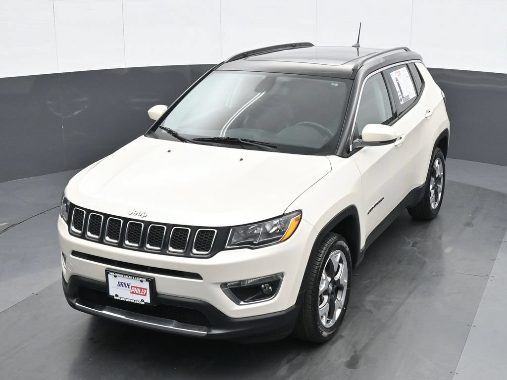 Used 2019 Jeep Compass Limited AWD/4WD image 16