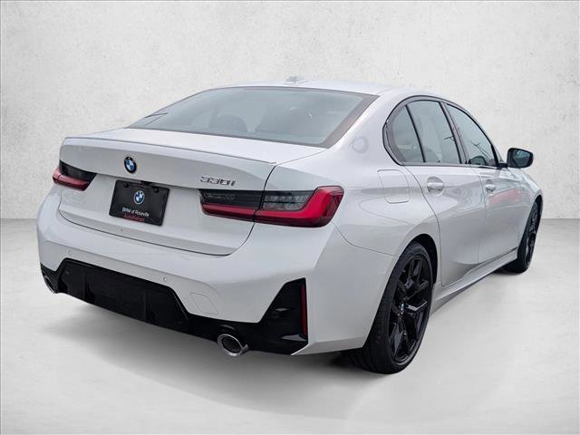 Used 2026 BMW 330i Sedan w/ M Sport Package image 2