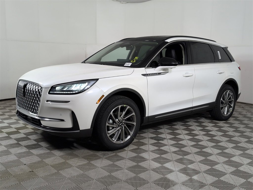 New 2026 Lincoln Corsair Premiere image 4