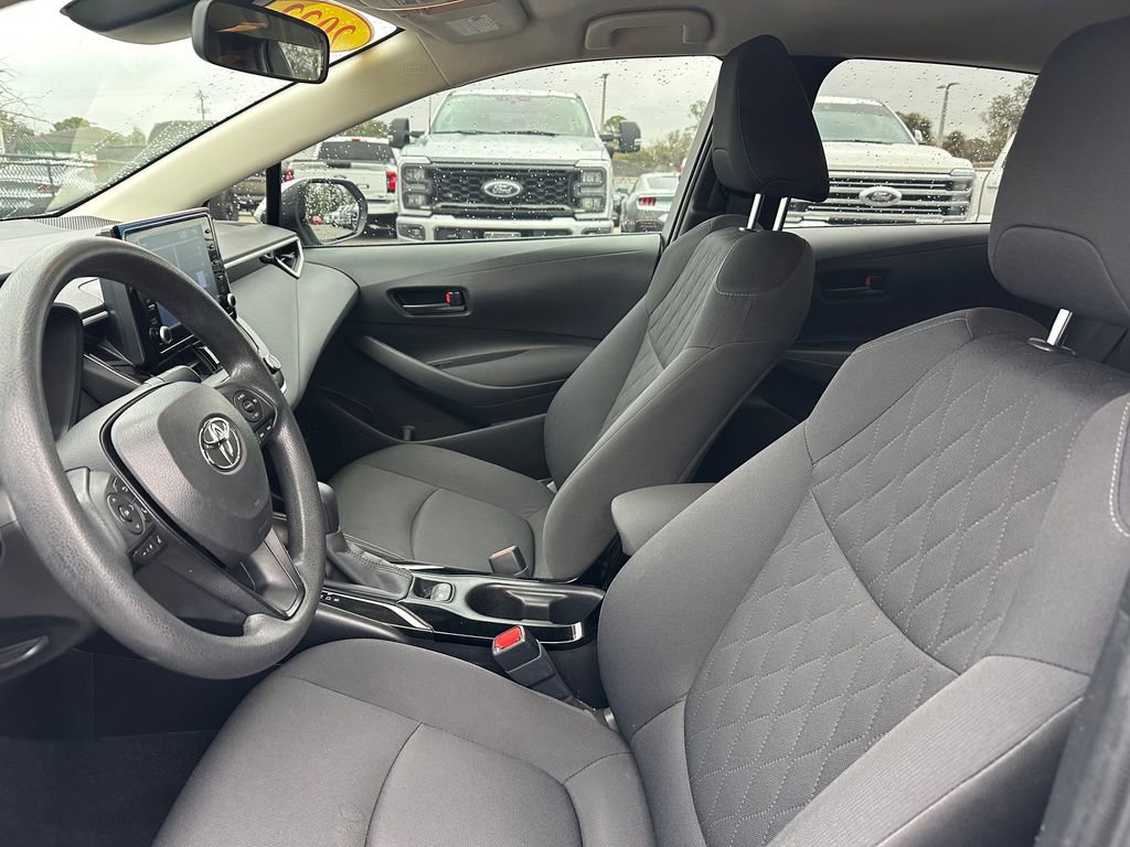 Used 2022 Toyota Corolla LE image 22